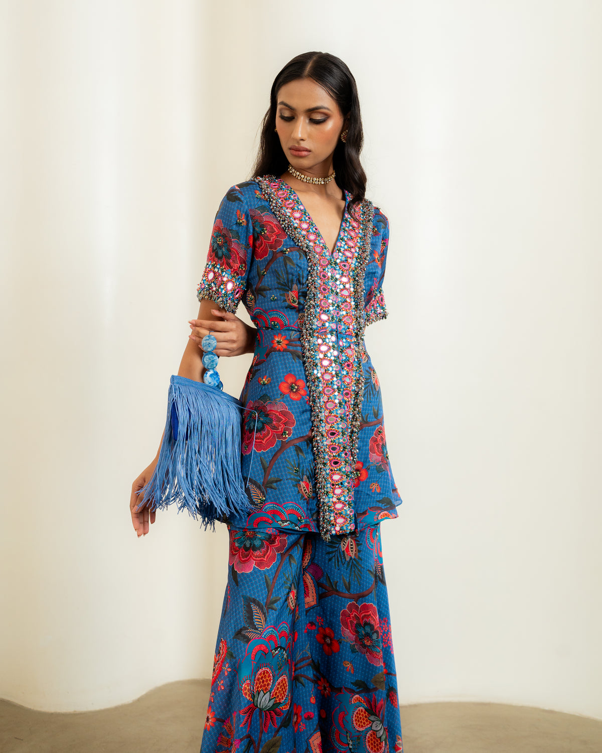 BLUE FLORAL EMBROIDERED SHORT TOP SET