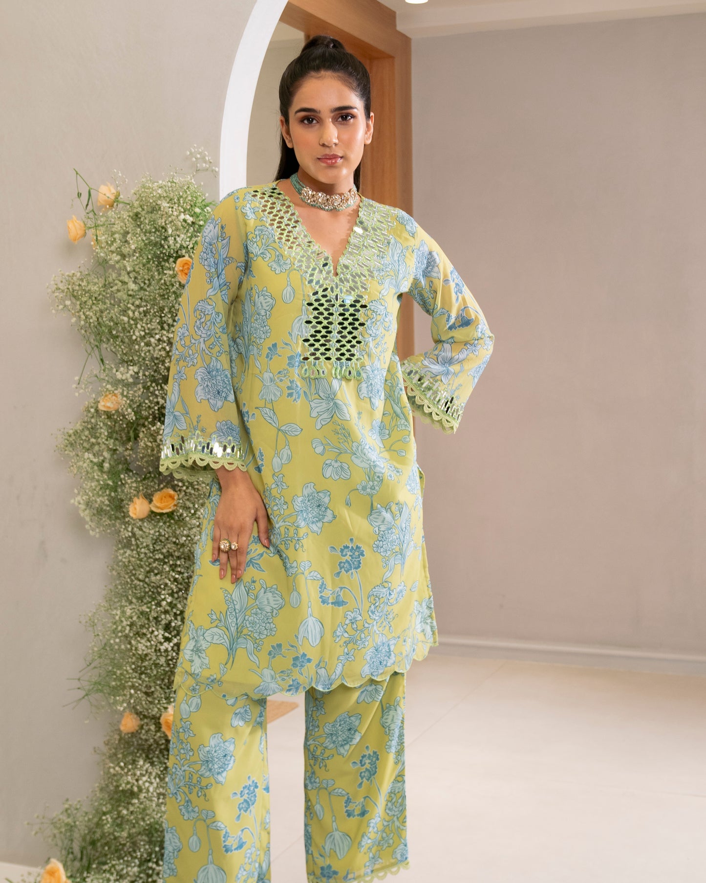 EMBROIDERED SHORT TOP WITH SHARARA PANT