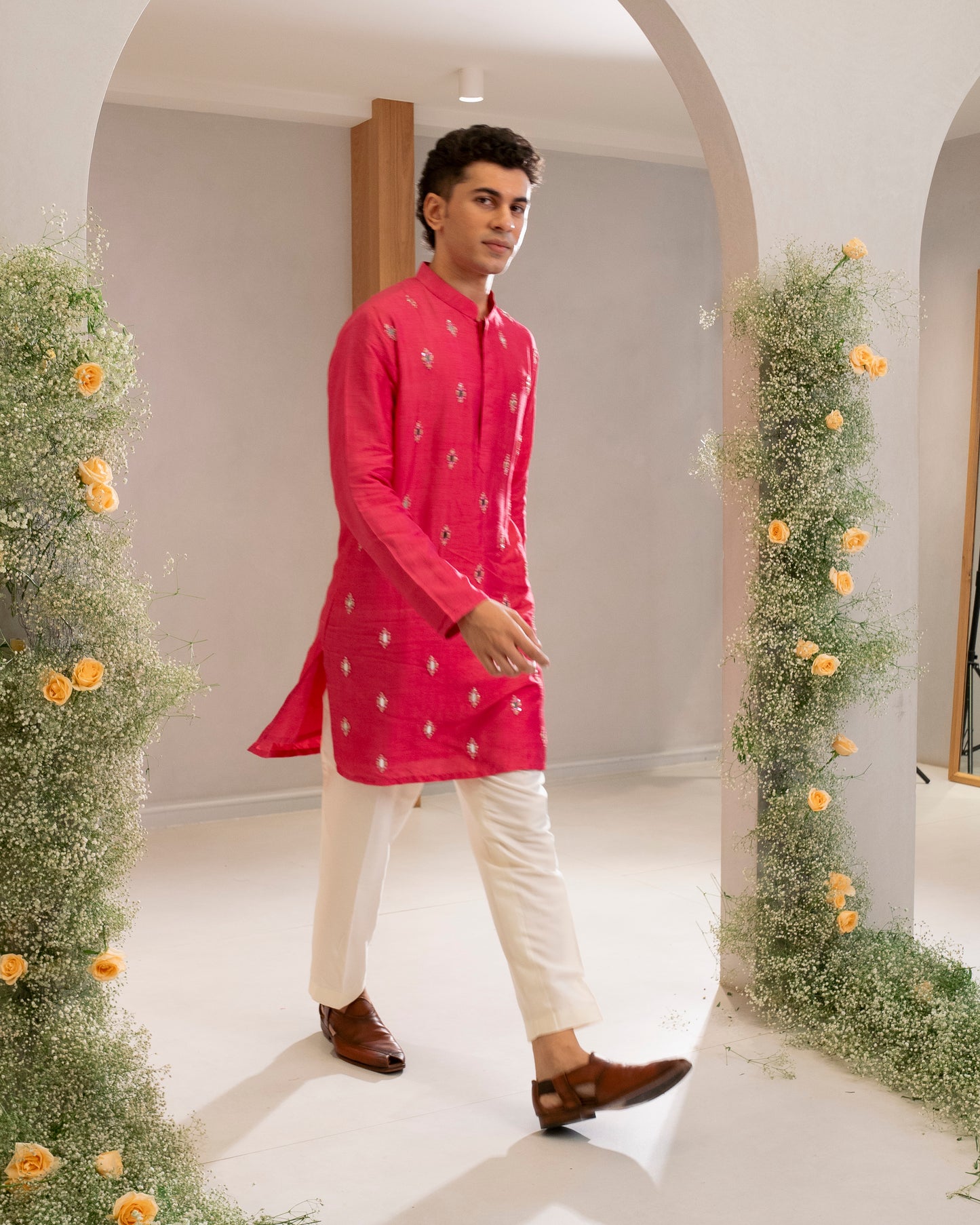 EMBROIDERED KURTA WITH PANT