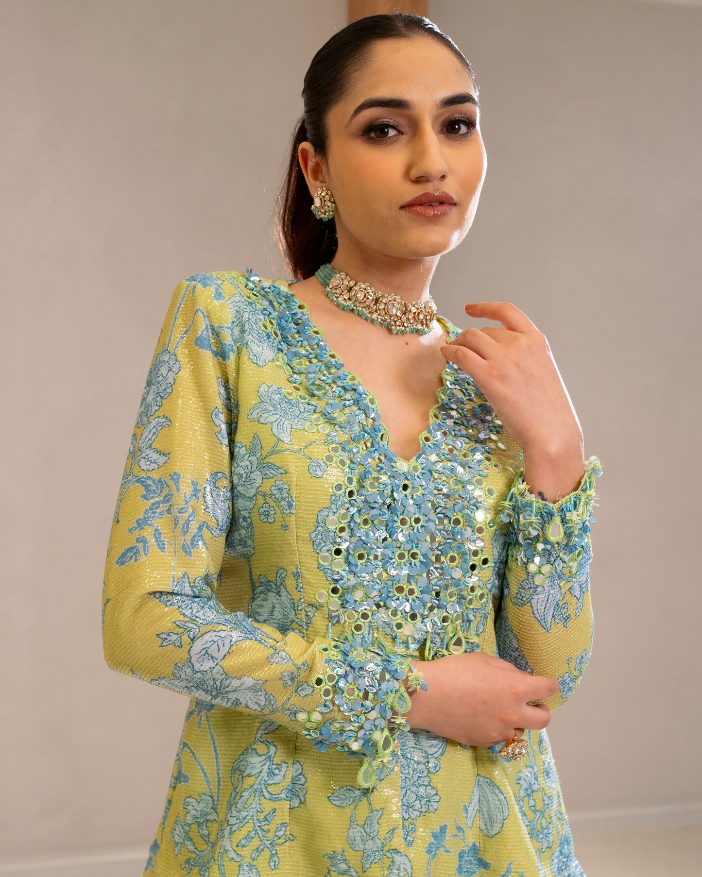 EMBROIDERED SHORT TOP WITH SHARARA PANT